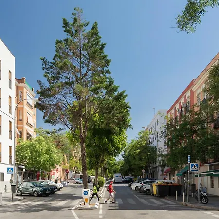 Madrid Rio Puente Segovia Apartment Exterior photo