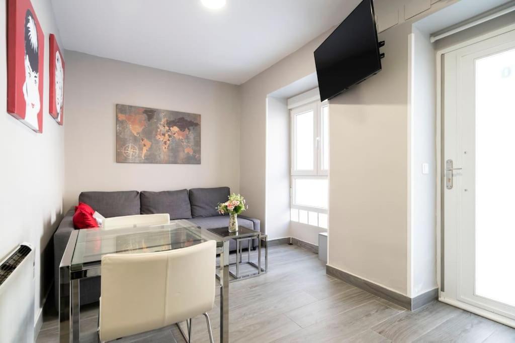 Rio Puente Segovia Apartamento *